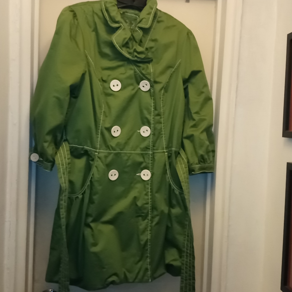 22 green coat,L